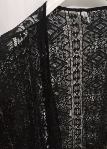 Siyah Dantel İşlemeli Kısa Kollu Bohem Hırka - Görsel 2