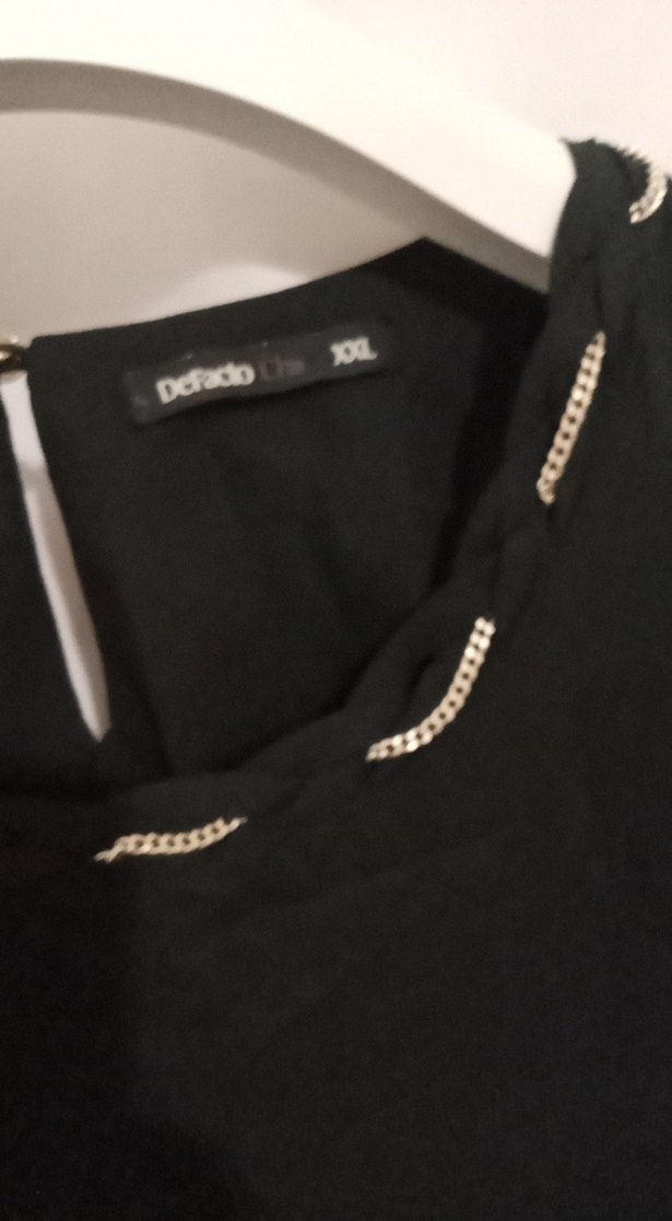 Zincir Detaylı Siyah Kadın Bluz - Görsel 4