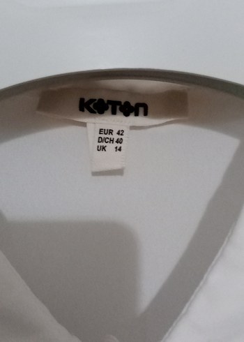 Düğmeli Beyaz  Gömlek - Görsel 3