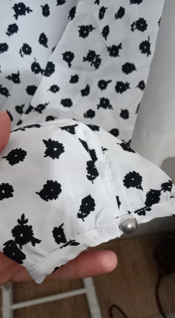 Kadın Beyaz Desenli Uzun Kollu Bluz - Görsel 5