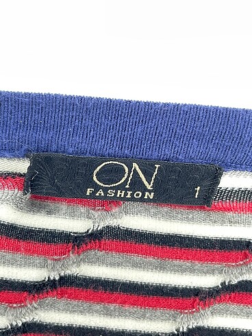 s Beden çeşitli Renk On Fashion Hırka %70 İndirimli.