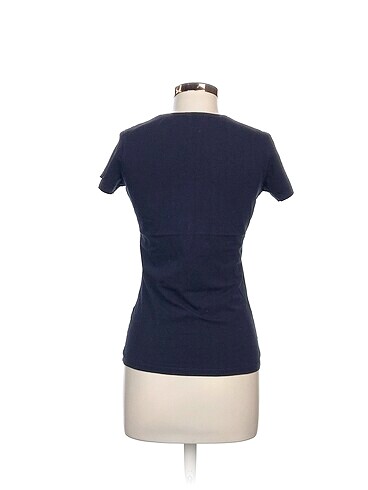 Guess T-shirt %70 İndirimli. - Görsel 3