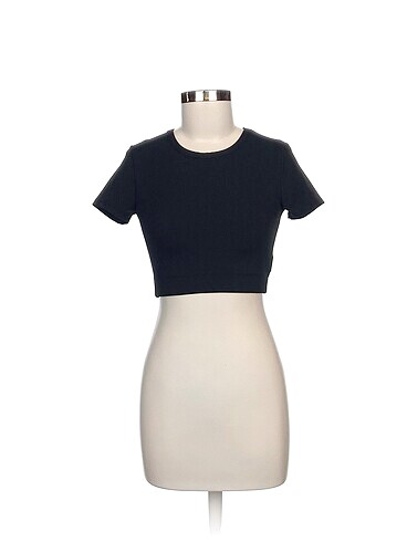 Trendyol & Milla T-shirt %70 İndirimli.