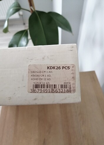 Zara Home Masa örtüsü runner