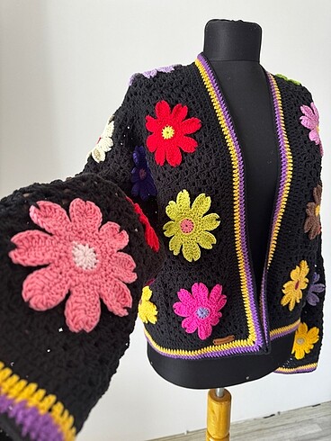 Tasarımcı Daisy Hırka