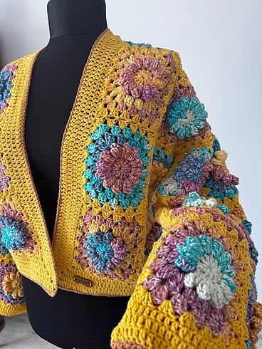 Tasarımcı Daisy Hırka