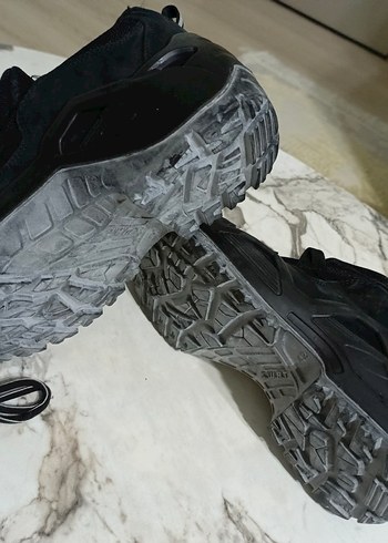 Siyah Gotik Spor Ayakkabı Bağcıkları - Görsel 4