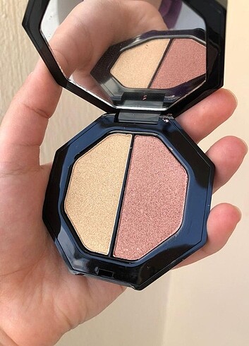 Huda Beauty Aydınlatıcı 