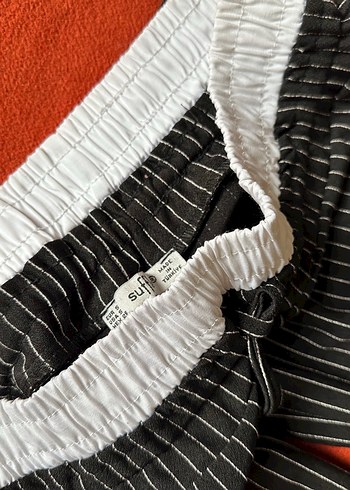 Gri Çizgili Kadın Bol Kesim Pantolon - Görsel 2