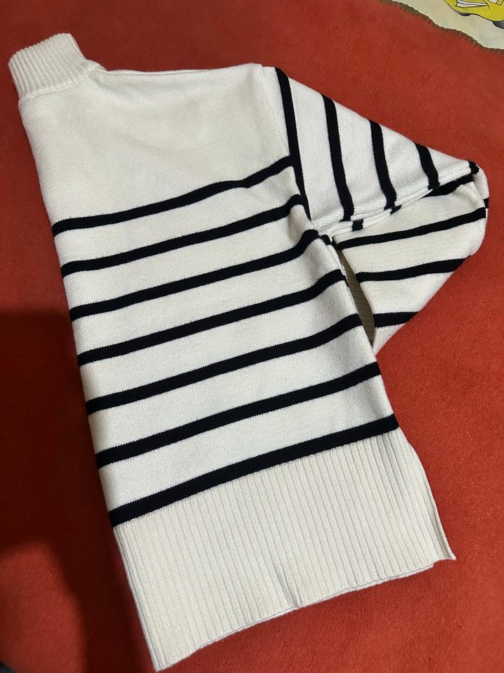 Dilvin Çizgili Beyaz Kadın Triko Kazak - Görsel 4