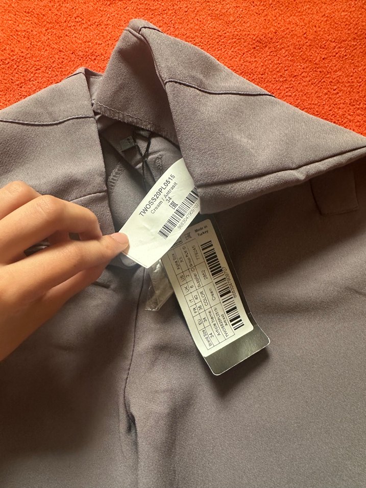 Trendyol Gri Kadın Düğmeli Kumaş Pantolon - Görsel 3