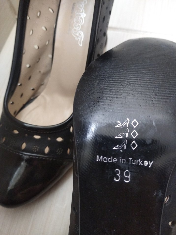 Siyah Parlak Tokalı Stiletto Kadın Ayakkabı - Görsel 3