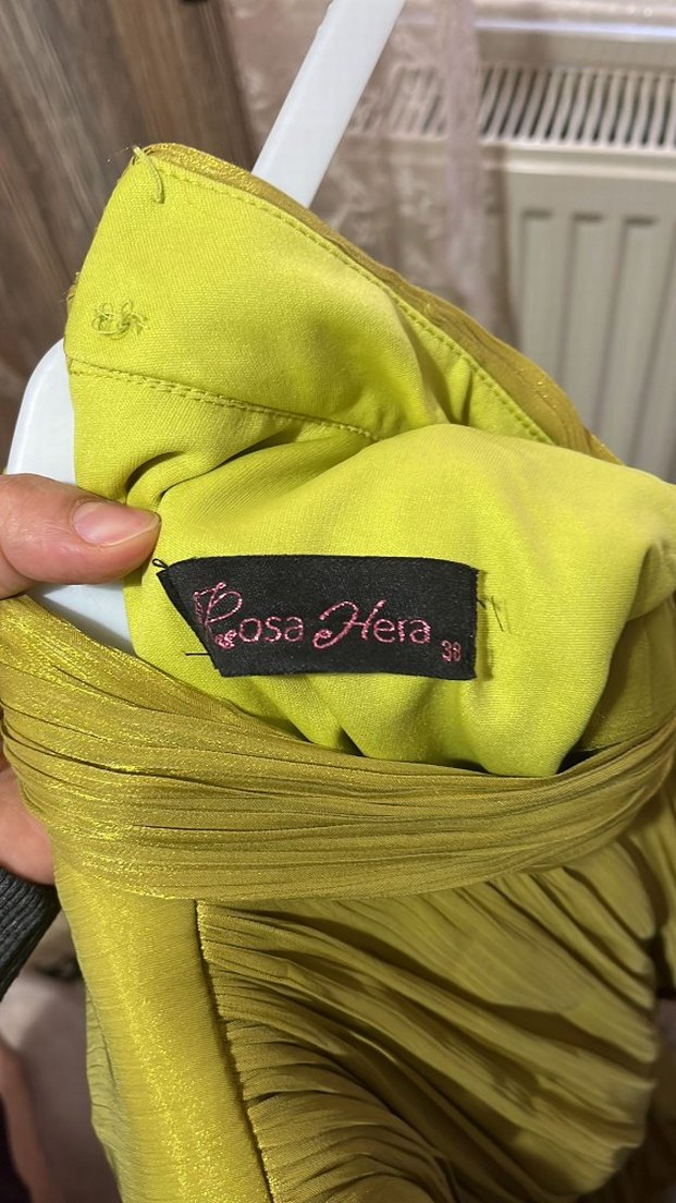 Parlak Yeşil Pilili Uzun Abiye Elbise - Görsel 2