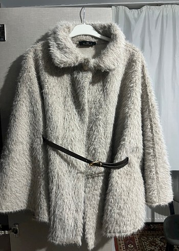 Kürk Detaylı Kadın Panço - Görsel 2