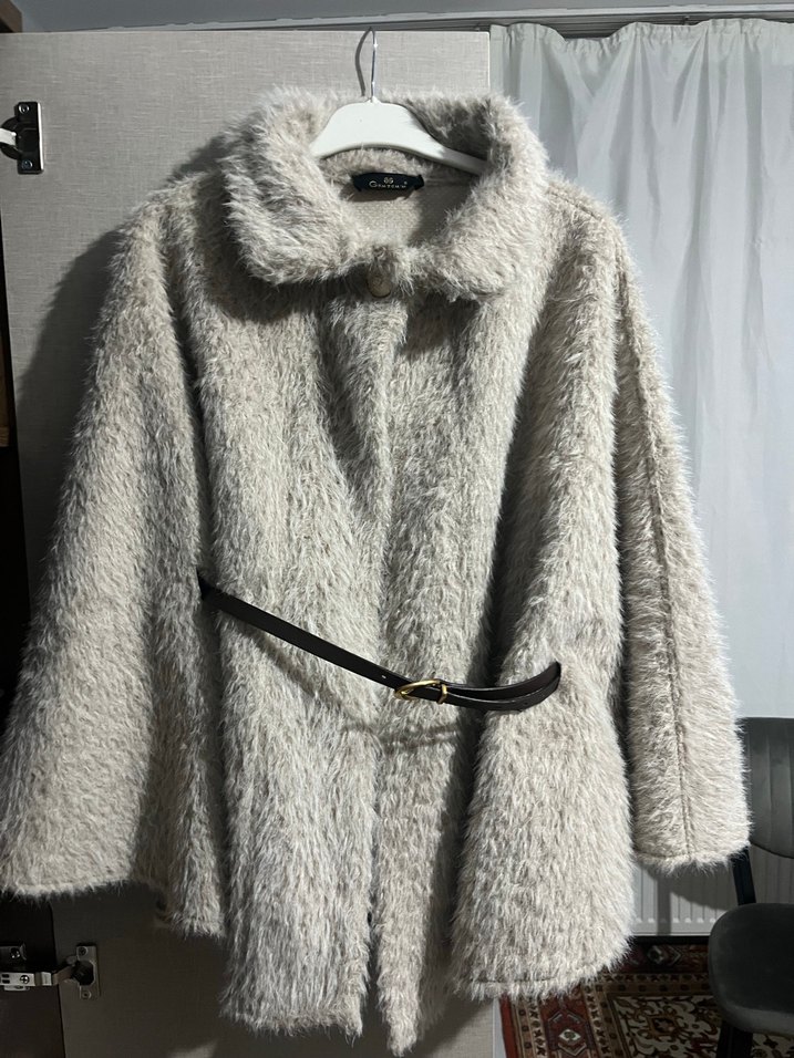 Kürk Detaylı Kadın Panço - Görsel 2