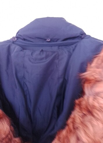 Lacivert peluş kapşonlu mont - Görsel 4