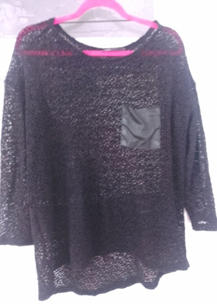 Deri cep detaylı transparan bluz - Görsel 4