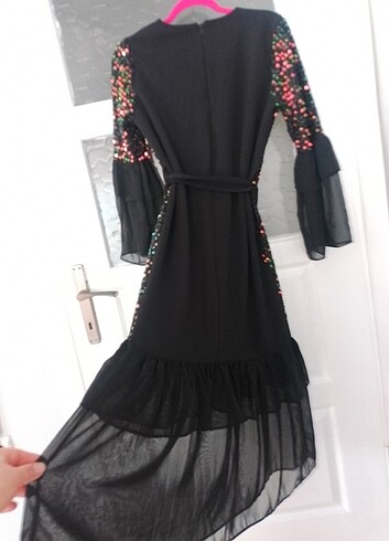 Çok şık pullu elbise  - Görsel 2