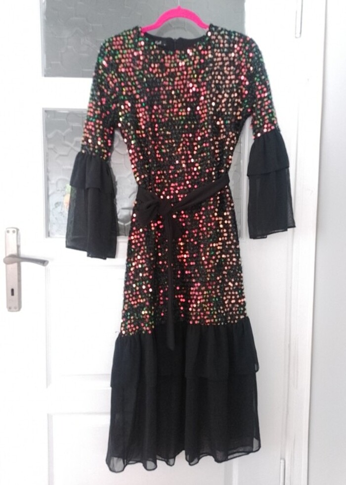 Çok şık pullu elbise  - Görsel 4