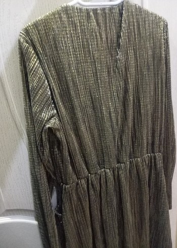 V Yaka Pilili Kisa Kadın Abiye Elbise - Görsel 3