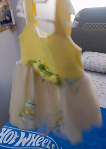 Sarı Nakışlı Kız Çocuk Elbise - Görsel 3