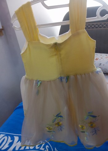 Sarı Nakışlı Kız Çocuk Elbise - Görsel 2