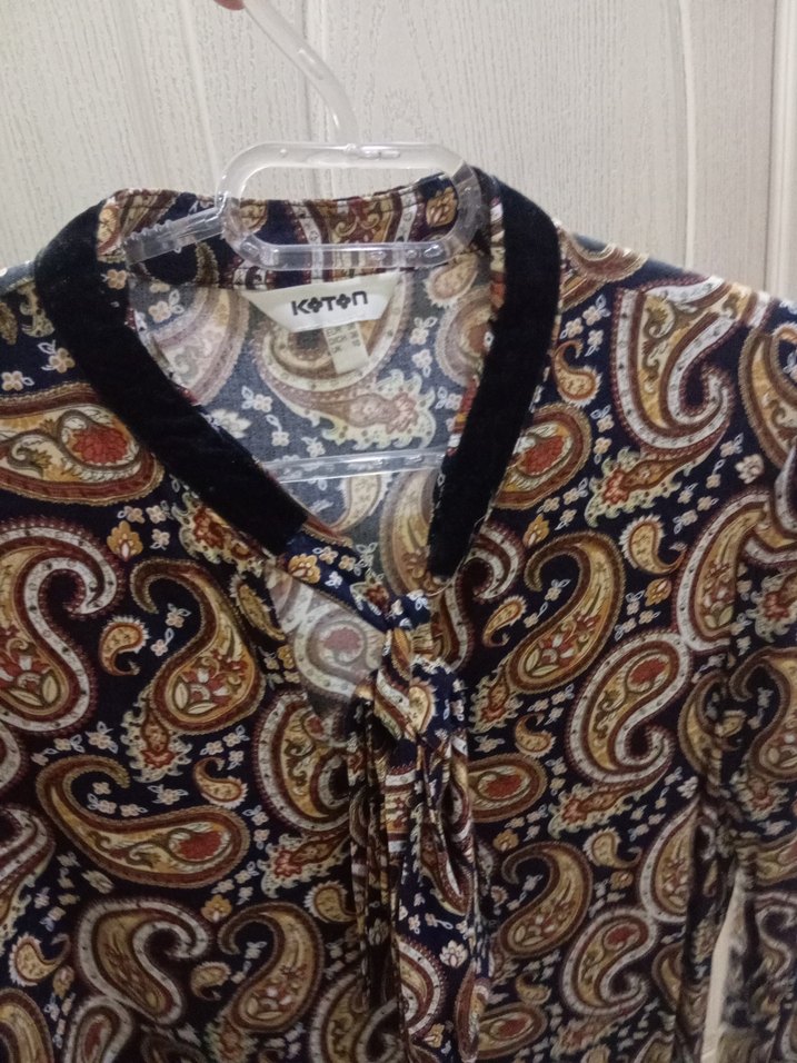 Bohem Uzun Kollu Düğmeli Bluz - Görsel 2