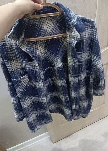 Düğmeli Mavi Yün Kadın Gömlek - Görsel 2