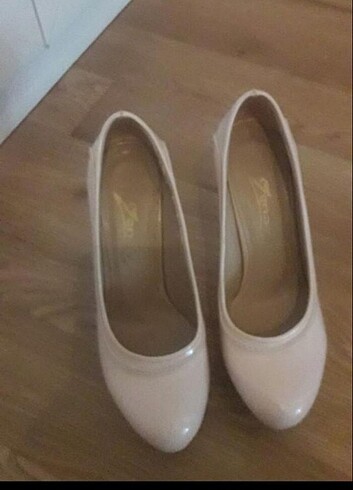 Diğer Stiletto
