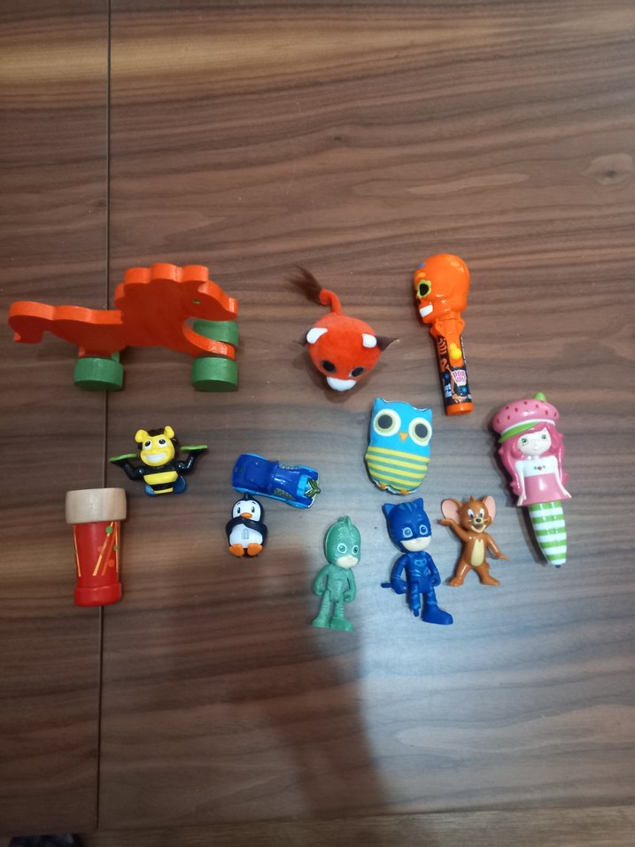 çeşitli oyuncaklar toplu satış - Görsel 4