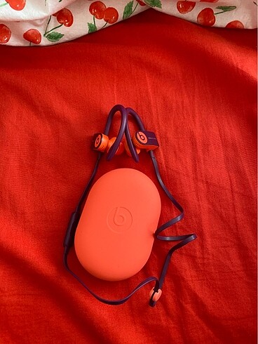 Beats bluetoothlu kulaklık (kılıflı)