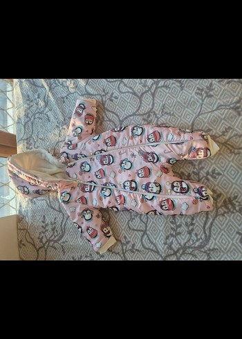 Kapüşonlu Pembe Örgü Kız Bebek Tulumu