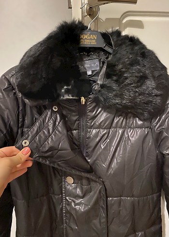 Parlak Deri Siyah Kürklü Kadın Kışlık Ceket - Görsel 4