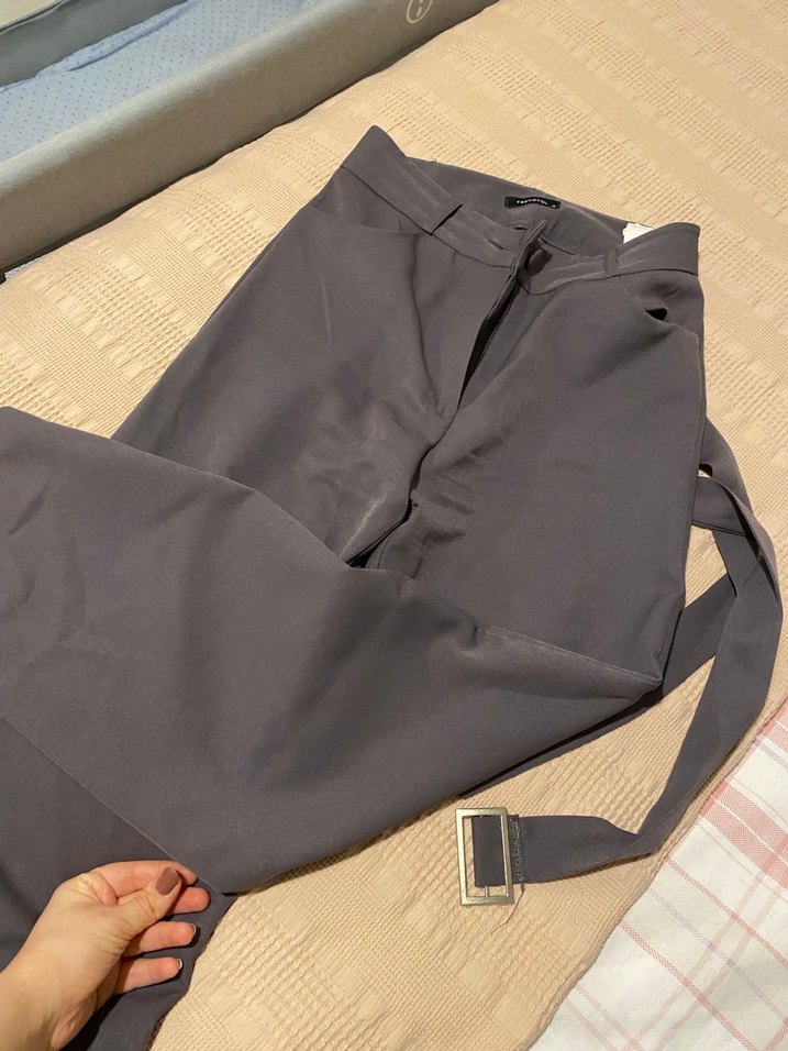 Kadın Gri Kumaş Kemerli Pantolon - Görsel 5