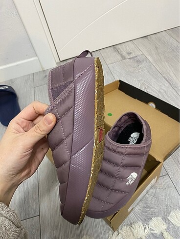 39 Beden The north face bot