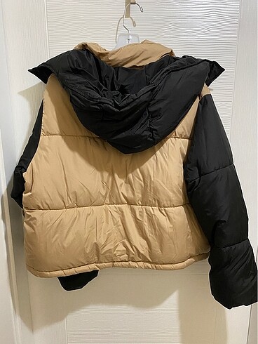 Zara Zara Mont