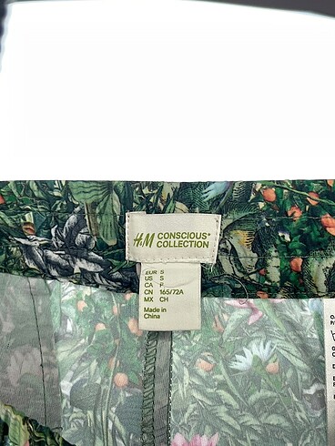 s Beden çeşitli Renk H&M Kumaş Pantolon %70 İndirimli.