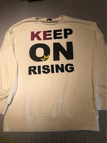Beyaz sweatshirt