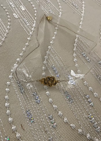 Zincir Detaylı Altın Renkli Bohem Düğün Aksesuarı - Görsel 2