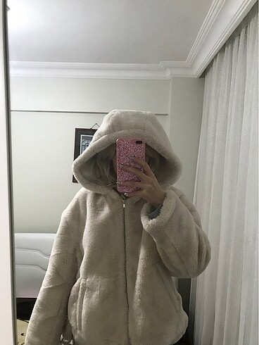 PELUŞ KÜRK MONT TÜYLÜ kapüşonlu