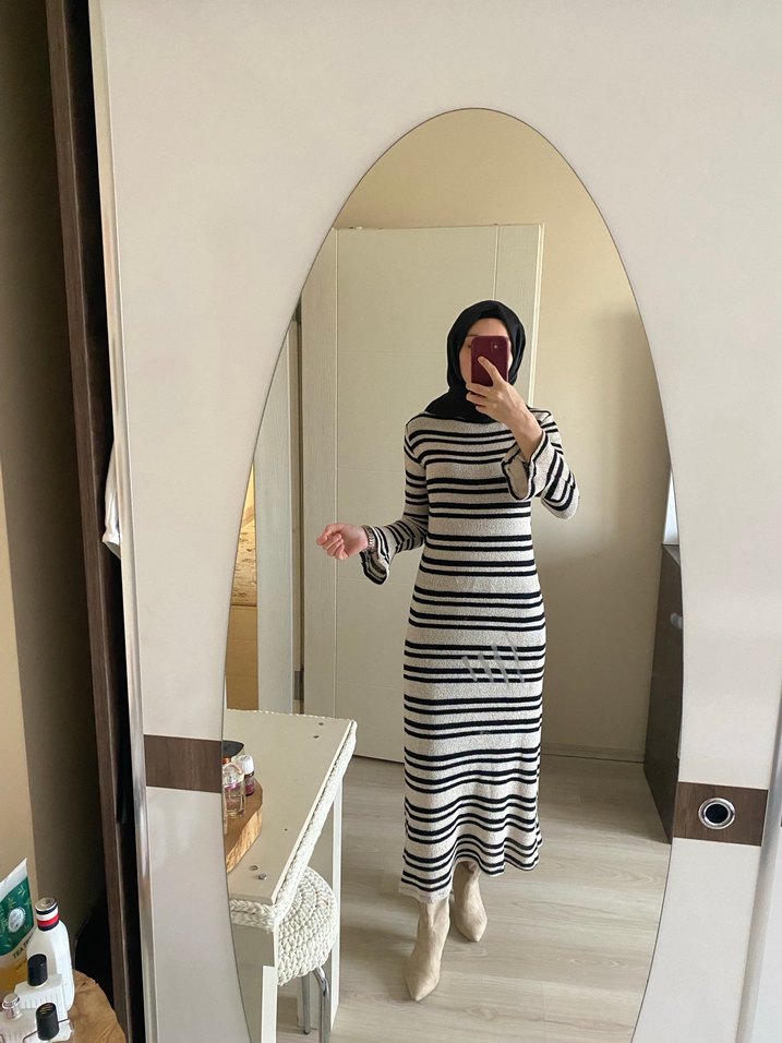 Uzun Kollu Zebra Desenli Triko Elbise - Görsel 5