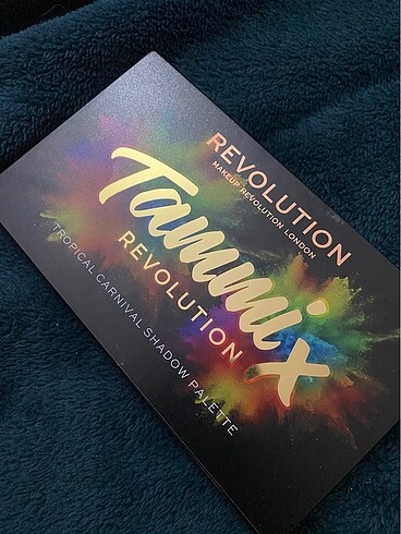 Revolution Far Paleti Tammix