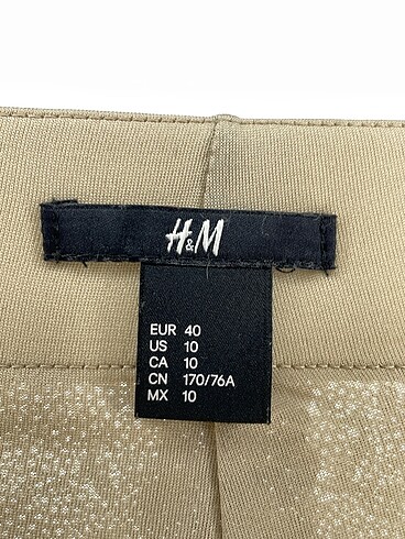 40 Beden çeşitli Renk H&M Düz Kesim %70 İndirimli.