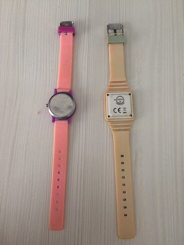 Swatch Saat dijital ve normal kol saatti