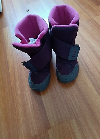 32 Beden bordo Renk Decathlon kar bot