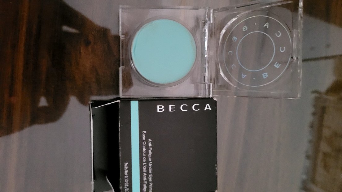 Becca Göz Altı Makyaj Bazı - Görsel 2