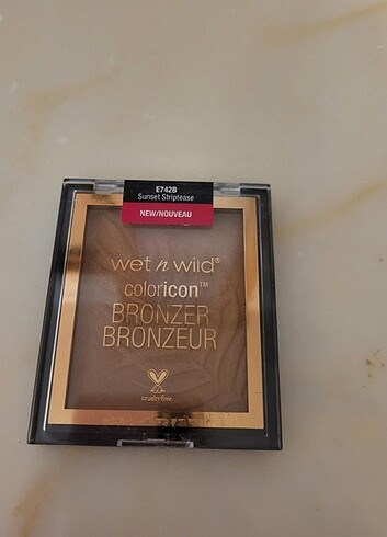 Wet'n wild bronzer