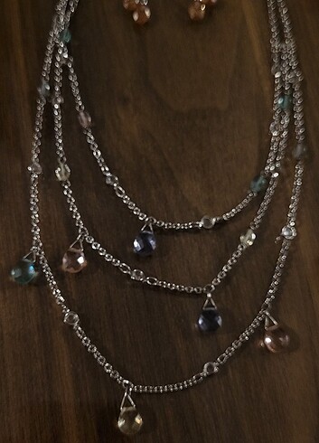 swarovski Swarovski taşlı küpe ve kolye