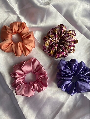 Dörtlü scrunchie set