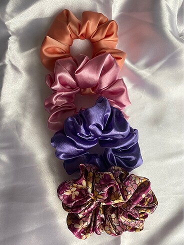 Tasarımcı Dörtlü scrunchie set